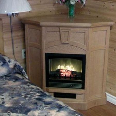 Dockside Motel St. Barbe Екстер'єр фото