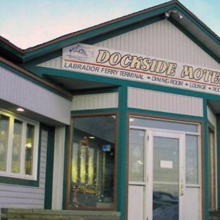 Dockside Motel St. Barbe Екстер'єр фото